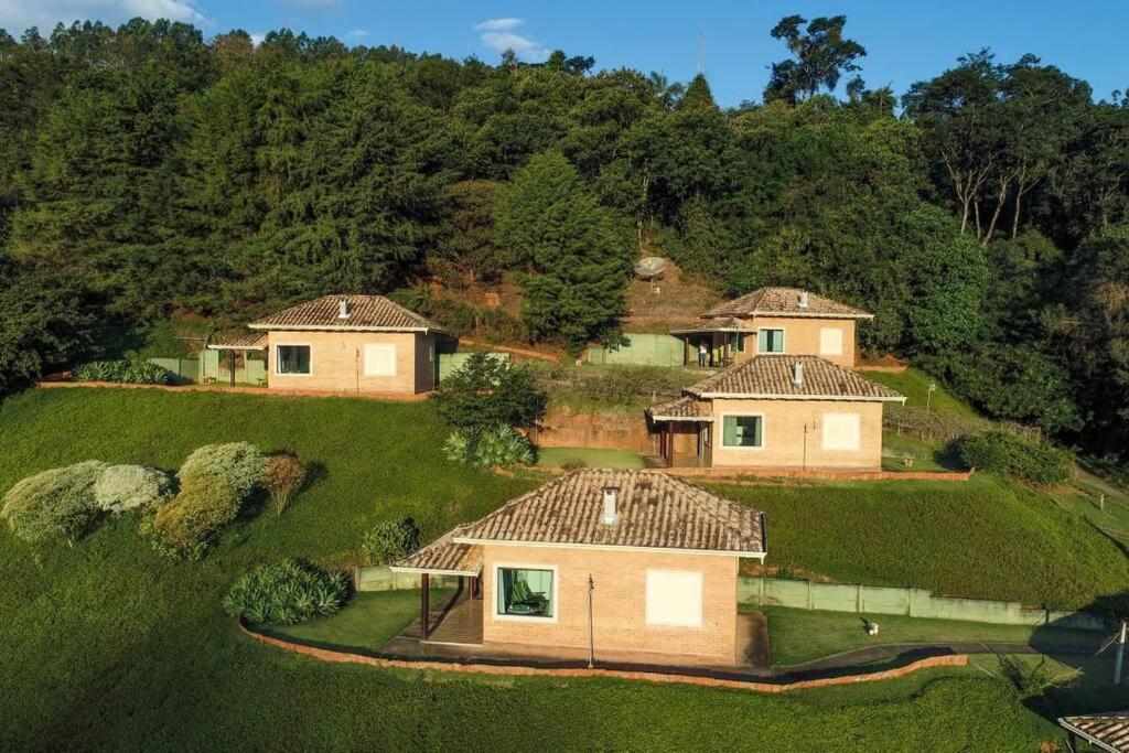 Recanto Dos Beija Flores, Chale Lantana C Monte Alegre do Sul Εξωτερικό φωτογραφία